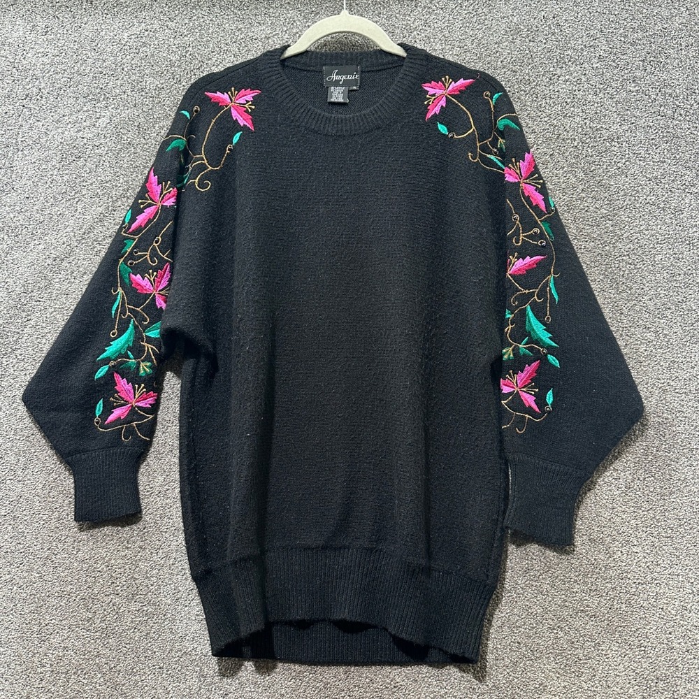 Angenie Vintage Black Floral Embroidered Beaded Pullover Sweater Womens Medium